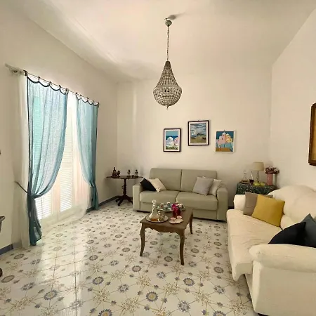 Vista Partenope Apartment